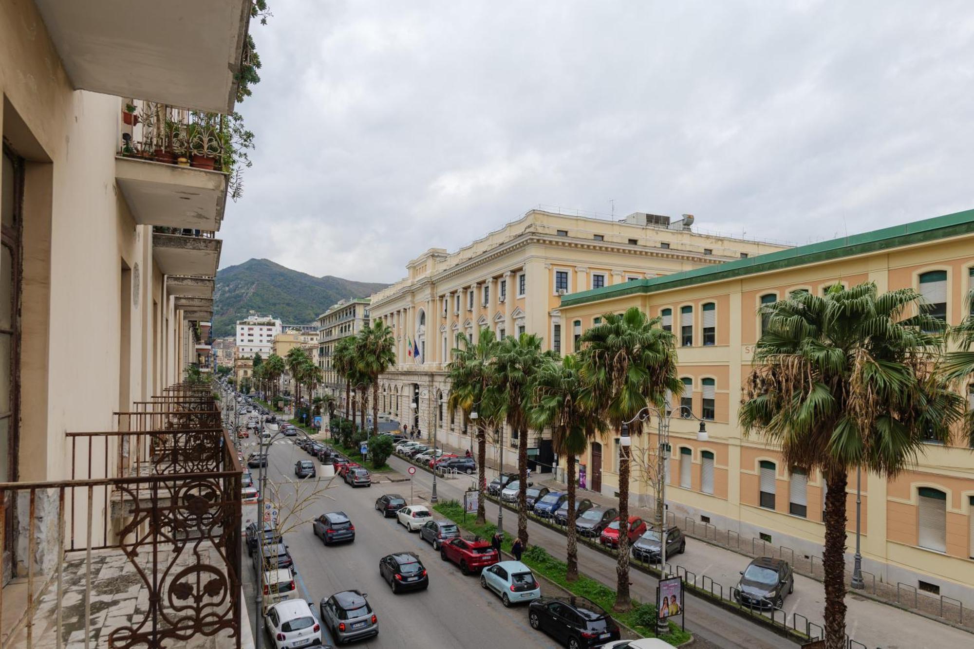 Mareluna Promenade - Exclusive Apartamento