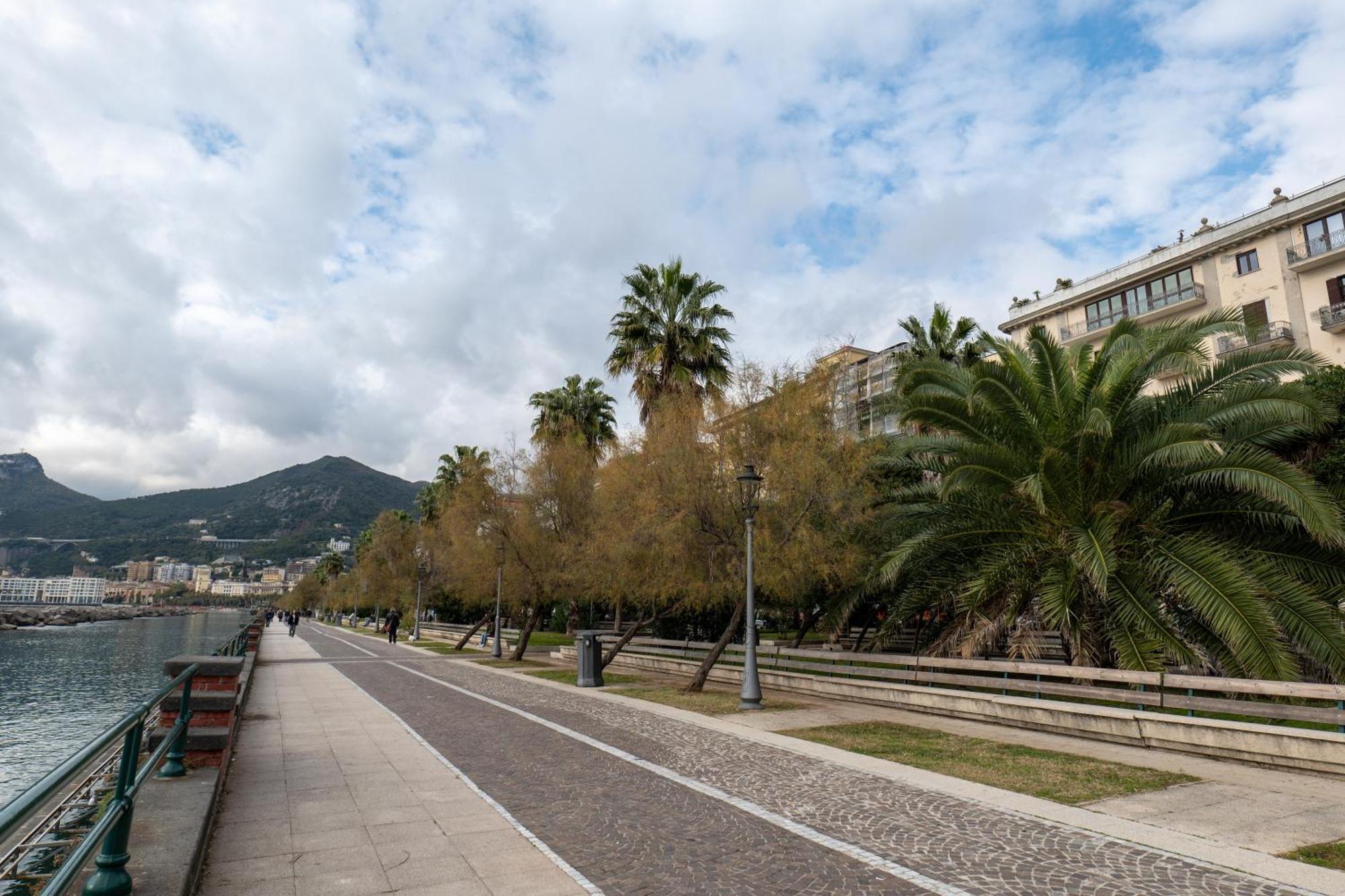 Mareluna Promenade - Exclusive Apartment *